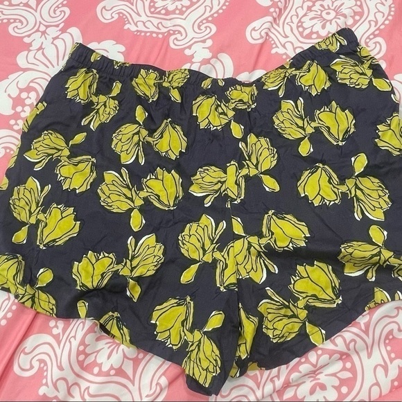 GAP Pants - Gap track shorts